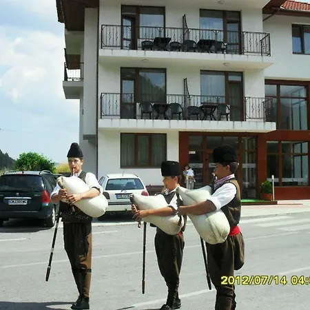Hotel Ribkata Family